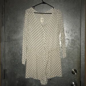 White and black patterned romper